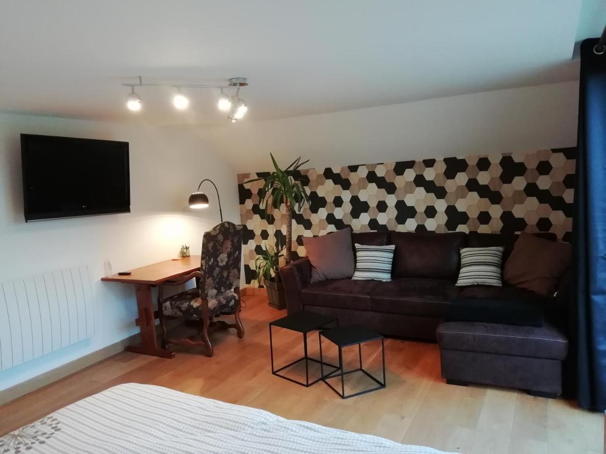 Le Gite Du Chtihameau Avec Piscine Interieure Privative, Selon Date Bassee 외부 사진